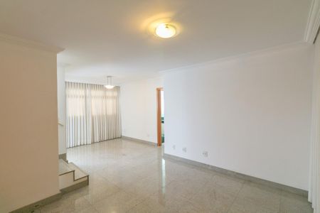 Apartamento à venda com 4 quartos, 206m² em Jaraguá, Belo Horizonte