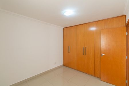 Apartamento à venda com 206m², 4 quartos e 3 vagas