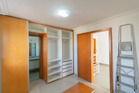 Apartamento à venda com 206m², 4 quartos e 3 vagas