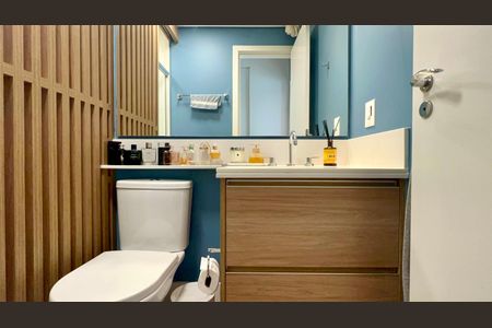 Apartamento à venda com 70m², 2 quartos e 1 vaga Apartamento à venda com 70m², 2 quartos e 1 vagaBanheiro