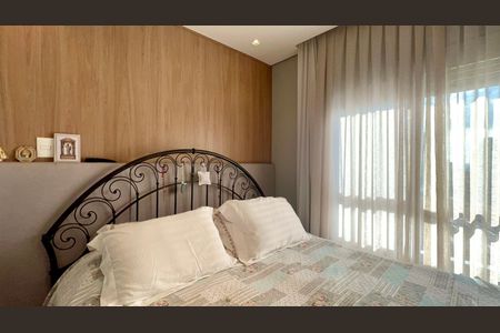 Apartamento à venda com 70m², 2 quartos e 1 vaga Apartamento à venda com 70m², 2 quartos e 1 vagaQuarto