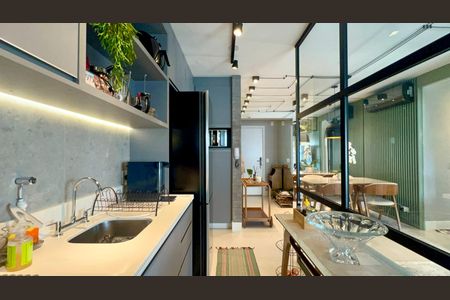 Cozinha de apartamento à venda com 2 quartos, 70m² em Sumarezinho, São Paulo