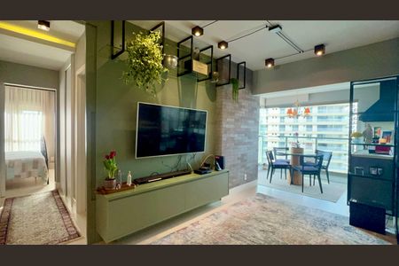Apartamento à venda com 70m², 2 quartos e 1 vaga Apartamento à venda com 70m², 2 quartos e 1 vagaSala de TV