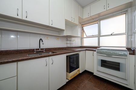 Cozinha de apartamento à venda com 2 quartos, 80m² em Aeroporto, São Paulo