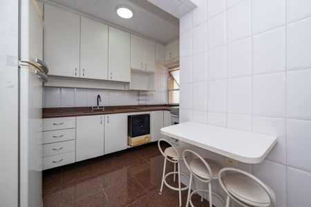 Apartamento à venda com 80m², 2 quartos e 1 vaga Apartamento à venda com 80m², 2 quartos e 1 vagaCozinha