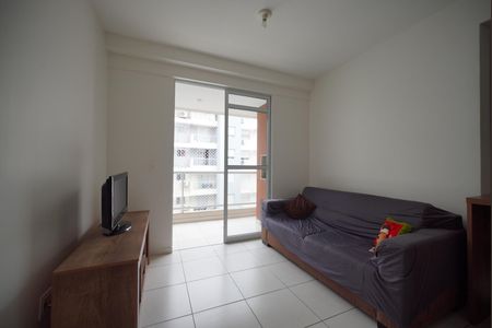 Sala de apartamento para alugar com 2 quartos, 65m² em Forquilhinhas, São José