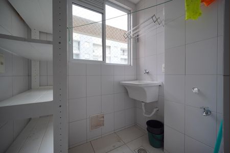 Apartamento para alugar com 65m², 2 quartos e 1 vagaÁrea de Serviço