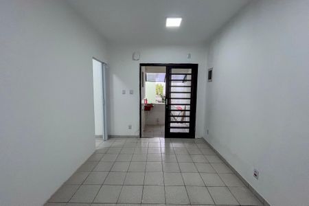 Casa para alugar com 49m², 1 quarto e sem vagaSala