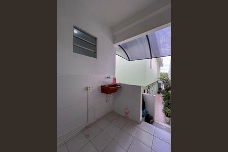Casa para alugar com 49m², 1 quarto e sem vagaÁrea de Serviço