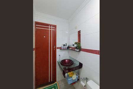 Apartamento à venda com 64m², 2 quartos e 1 vaga Apartamento à venda com 64m², 2 quartos e 1 vagaBanheiro Social