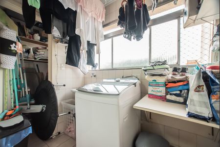 Apartamento à venda com 62m², 2 quartos e 1 vaga Apartamento à venda com 62m², 2 quartos e 1 vagaÁrea de Serviço