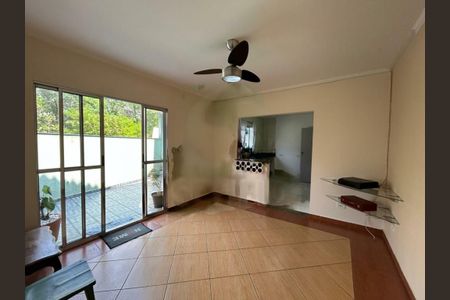 Casa à venda com 4 quartos, 176m² em Vila Isa, São Paulo
