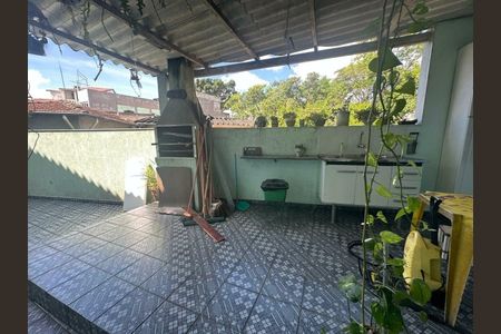 Casa à venda com 4 quartos, 176m² em Vila Isa, São Paulo