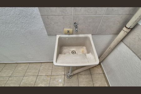 Apartamento para alugar com 90m², 2 quartos e sem vaga Apartamento para alugar com 90m², 2 quartos e sem vagaLavanderia