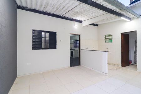 Casa para alugar com 100m², 3 quartos e 1 vagaQuintal