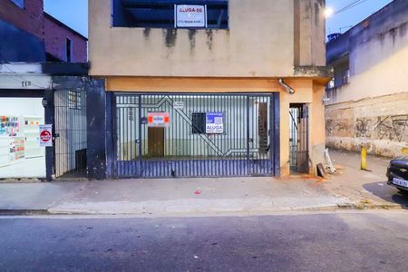 Casa para alugar com 100m², 3 quartos e 1 vagaFachada