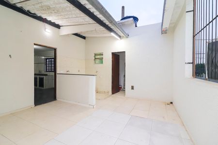 Casa para alugar com 100m², 3 quartos e 1 vagaQuintal