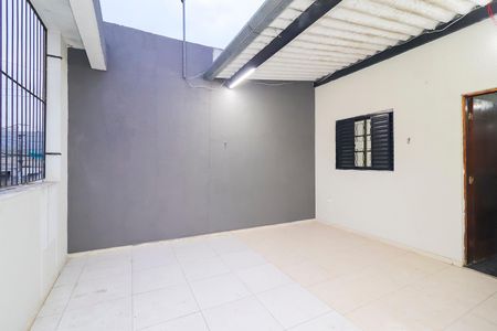 Casa para alugar com 100m², 3 quartos e 1 vagaQuintal