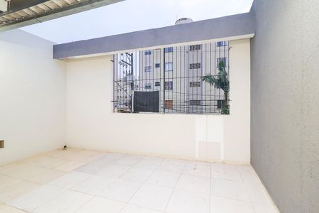 Casa para alugar com 100m², 3 quartos e 1 vagaQuintal