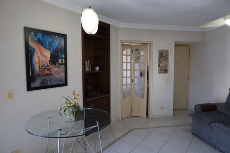 Apartamento à venda com 60m², 2 quartos e 1 vagaSala