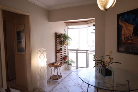 Sala de apartamento à venda com 2 quartos, 60m² em Jardim Anhanguera, São Paulo