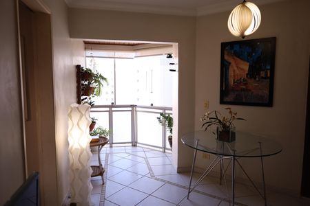 Apartamento à venda com 60m², 2 quartos e 1 vagaSala