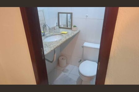 Casa de condomínio para alugar com 160m², 2 quartos e 1 vaga Casa de condomínio para alugar com 160m², 2 quartos e 1 vagaBanheiro