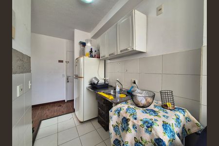 Apartamento para alugar com 51m², 3 quartos e sem vaga