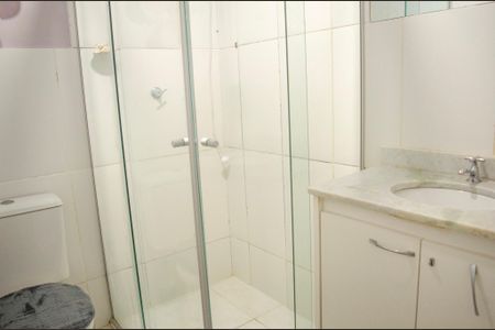 Apartamento à venda com 54m², 2 quartos e 1 vaga Apartamento à venda com 54m², 2 quartos e 1 vagaBanheiro da Suíte