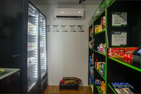 Apartamento à venda com 54m², 2 quartos e 1 vaga Apartamento à venda com 54m², 2 quartos e 1 vagaMini Mercado