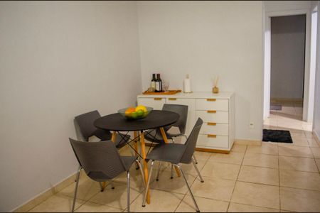 Apartamento à venda com 54m², 2 quartos e 1 vaga Apartamento à venda com 54m², 2 quartos e 1 vagaSala de Jantar