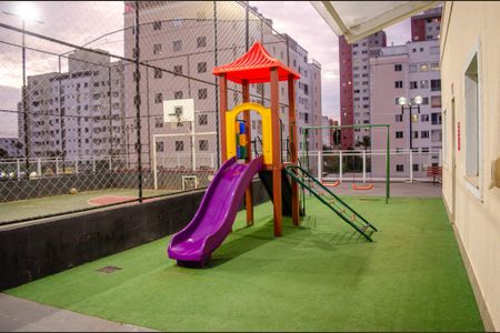 Apartamento à venda com 54m², 2 quartos e 1 vaga Apartamento à venda com 54m², 2 quartos e 1 vagaÁrea comum - Playground