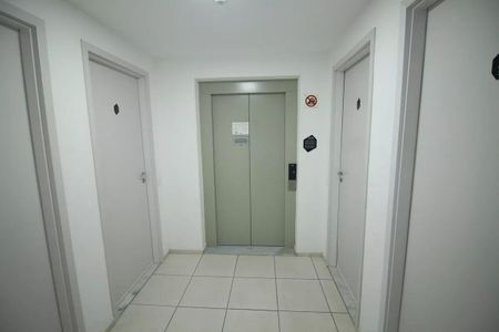 Apartamento à venda com 65m², 3 quartos e 1 vaga Apartamento à venda com 65m², 3 quartos e 1 vagahall