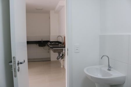 Apartamento para alugar com 37m², 2 quartos e sem vagaBanheiro