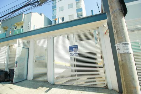 Studio para alugar com 38m², 1 quarto e 1 vaga Studio para alugar com 38m², 1 quarto e 1 vagaFachada