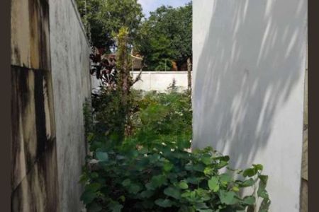 Casa à venda com 3 quartos, 259m² em Jardim Santa Helena, São Paulo