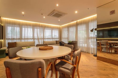 Apartamento para alugar com 53m², 1 quarto e 1 vaga Apartamento para alugar com 53m², 1 quarto e 1 vagaÁrea comum - Salão de festas