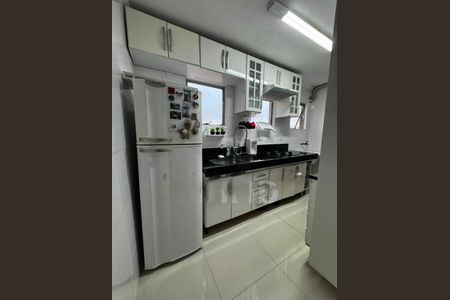 Apartamento à venda com 2 quartos, 65m² em Vila Romano, São Paulo
