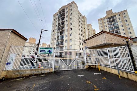 Apartamento para alugar com 64m², 3 quartos e 1 vaga Apartamento para alugar com 64m², 3 quartos e 1 vagaFachada