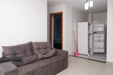 Sala de apartamento para alugar com 2 quartos, 28m² em Jardim Alvorada, Nova Iguaçu