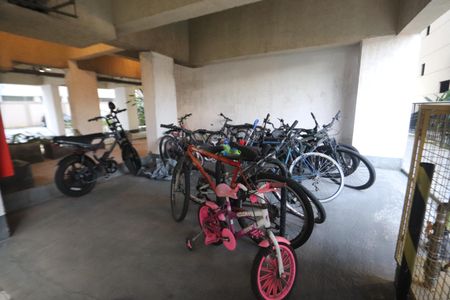 Apartamento para alugar com 44m², 2 quartos e 1 vagaÁrea comum - Bicicletário