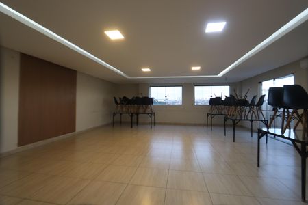 Apartamento para alugar com 44m², 2 quartos e 1 vagaÁrea comum - Salão de festas