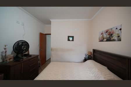 Casa à venda com 166m², 3 quartos e 2 vagasQuarto Suíte