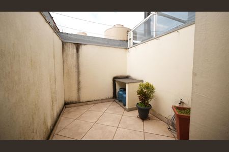 Casa à venda com 166m², 3 quartos e 2 vagasÁrea de Serviço
