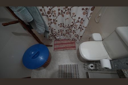 Casa à venda com 166m², 3 quartos e 2 vagasBanheiro Social