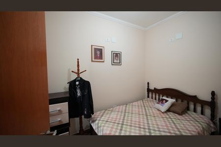 Casa à venda com 166m², 3 quartos e 2 vagasQuarto 2