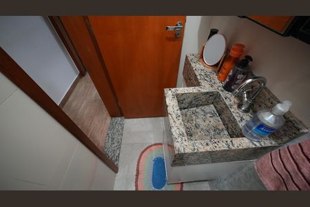 Casa à venda com 166m², 3 quartos e 2 vagasLavabo