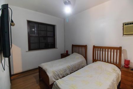 Casa à venda com 155m², 4 quartos e 2 vagas Casa à venda com 155m², 4 quartos e 2 vagasSuíte