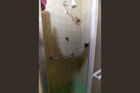 Casa à venda com 155m², 4 quartos e 2 vagas Casa à venda com 155m², 4 quartos e 2 vagasBanheiro Social