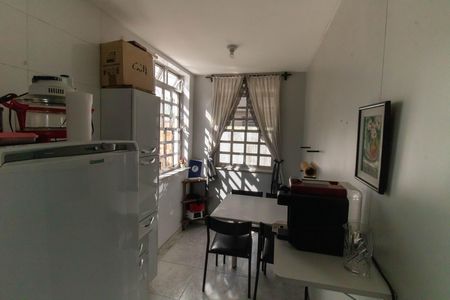 Casa à venda com 155m², 4 quartos e 2 vagas Casa à venda com 155m², 4 quartos e 2 vagasCozinha